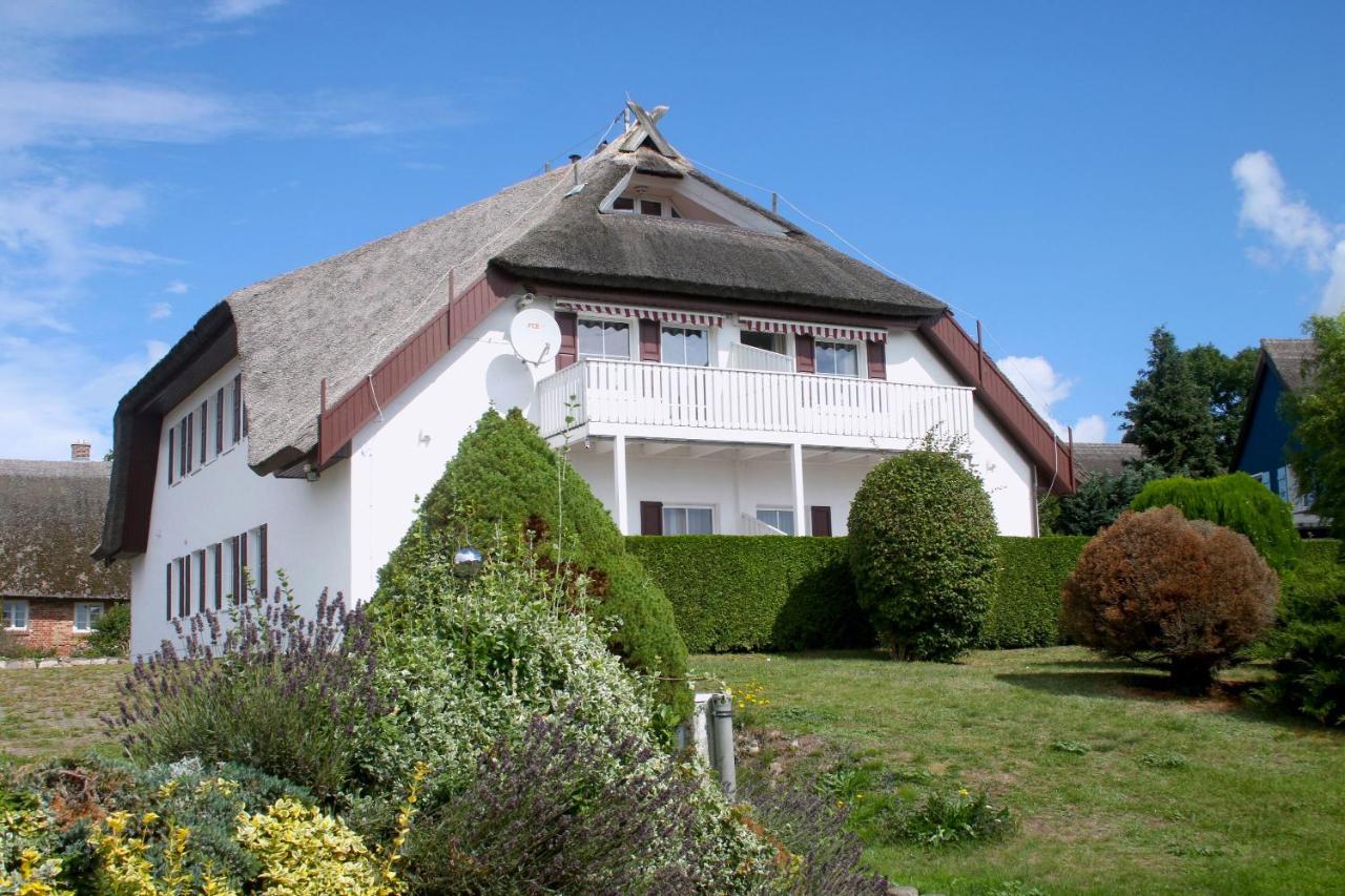 Appartamento Haus Am Bodden Groß Zicker Esterno foto
